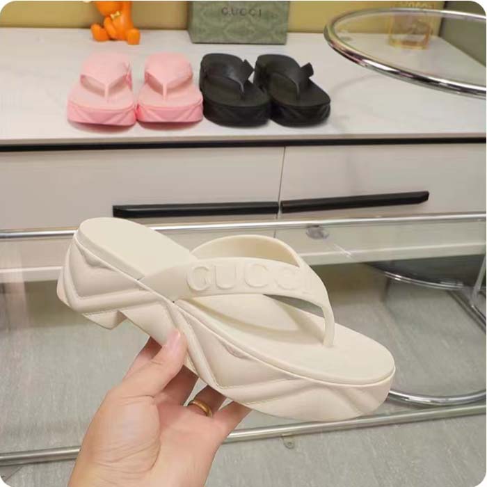 Gucci Women GG Thong Platform Slide Sandal White Rubber Mid 5 CM Heel