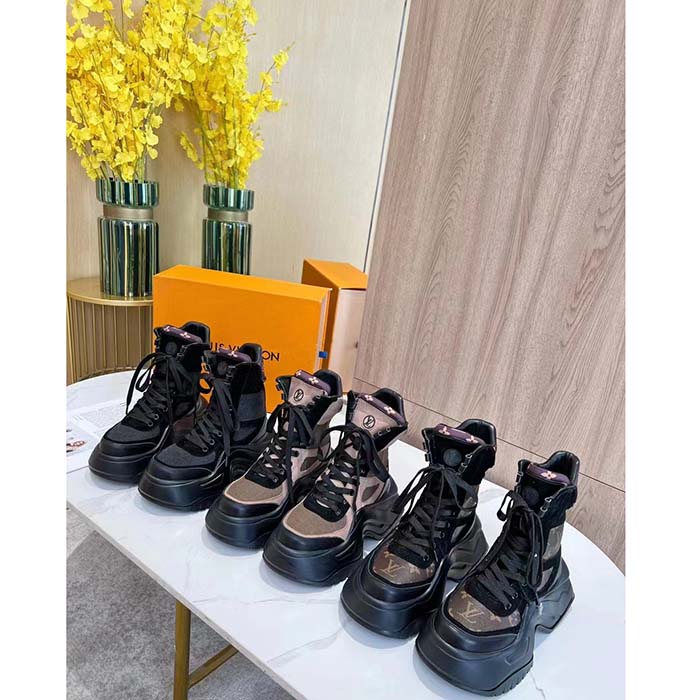 Louis Vuitton LV Unisex LV Archlight 2.0 Platform Black Suede Calf Leather Oversized Rubber