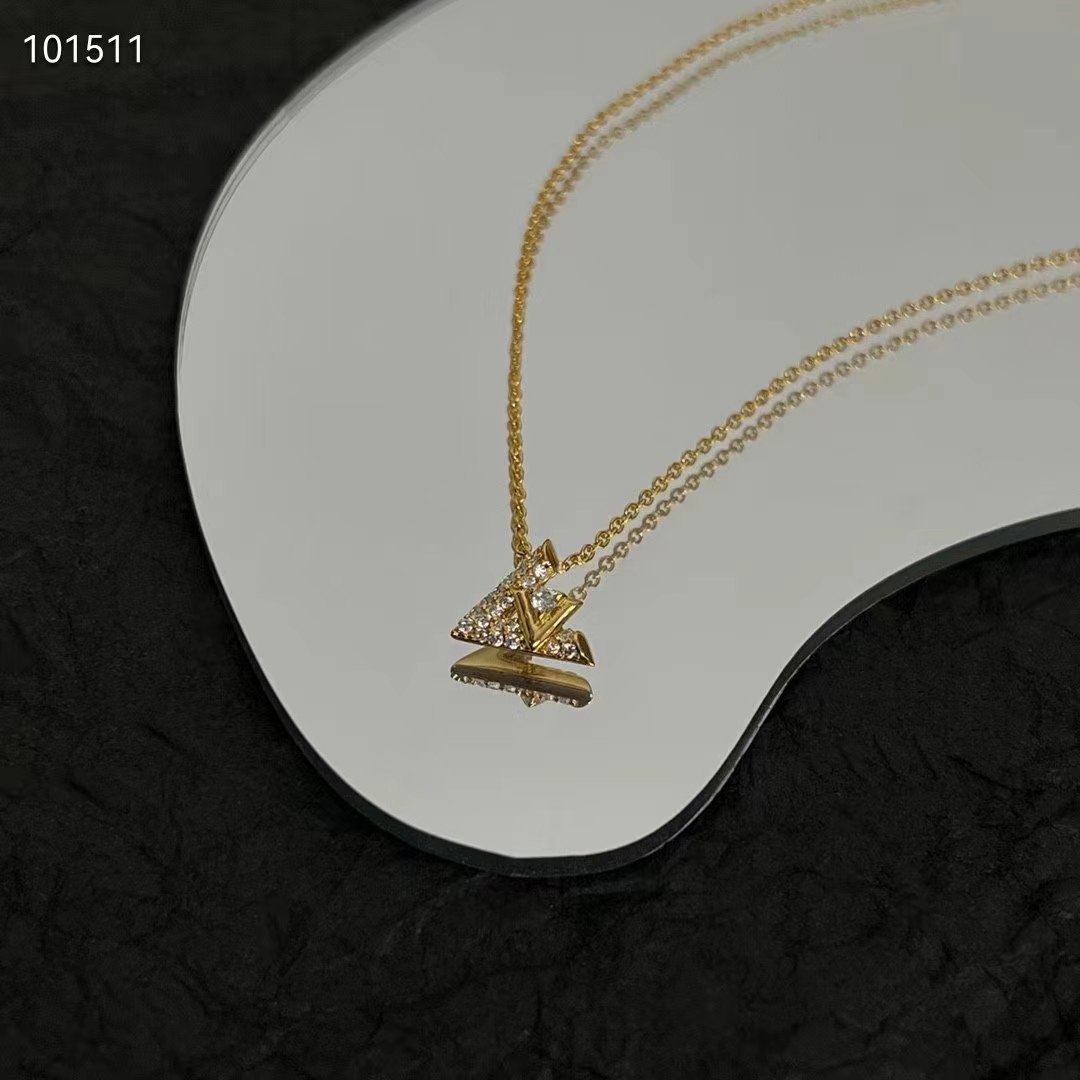 Louis Vuitton Unisex LV Volt One Pendant Yellow Gold 36 Diamonds 0.16 CT