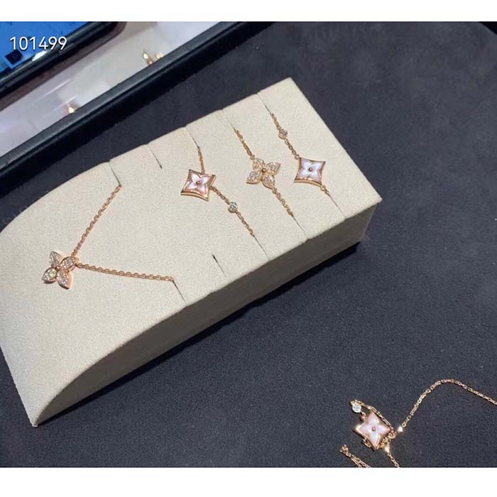 Louis Vuitton Women LV Idylle Blossom Pendant Pink Gold Diamonds 25 Diamonds