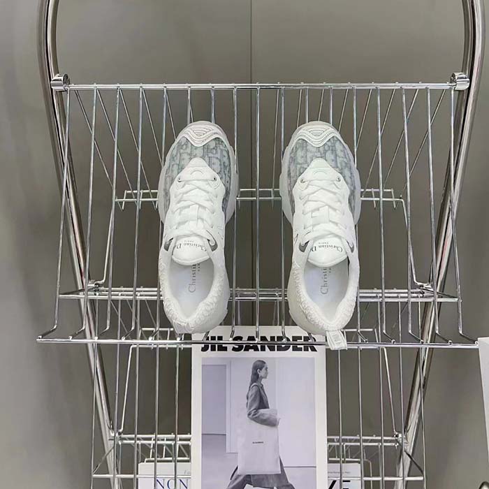 Dior CD Unisex Dior Vibe Sneaker Gray Dior Oblique Technical Fabric Transparent Rubber