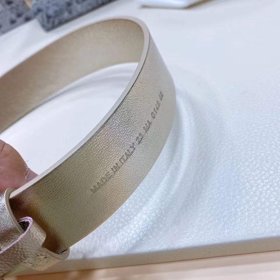Dior CD Women 30 Montaigne Reversible Belt Gold-Tone Latte Smooth Calfskin 20 MM