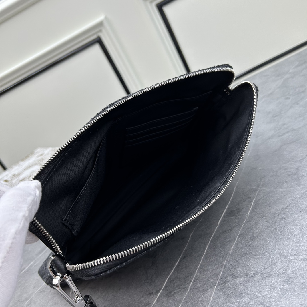 Dior Unisex CD A5 Pouch Black Dior Oblique Jacquard