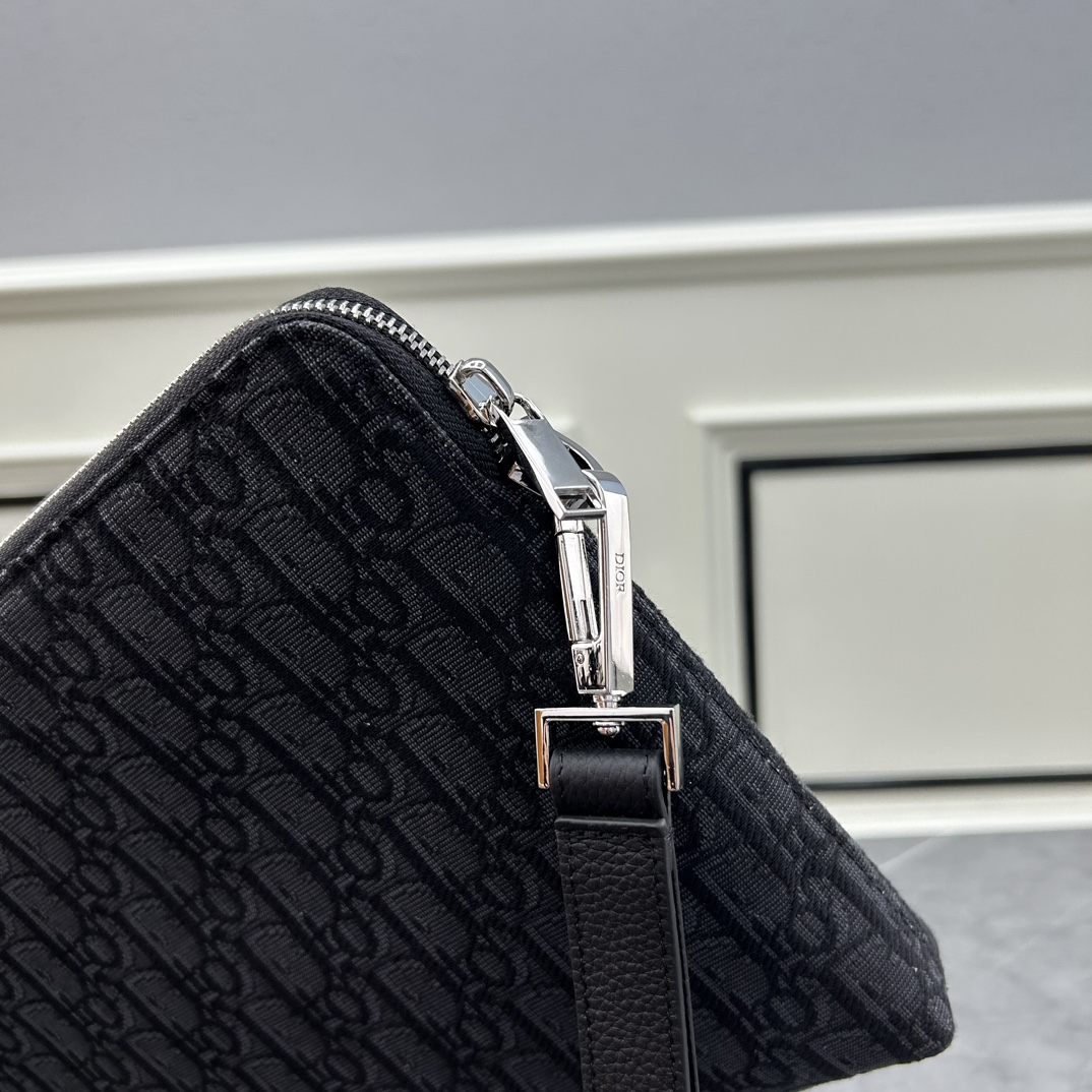 Dior Unisex CD A5 Pouch Black Dior Oblique Jacquard