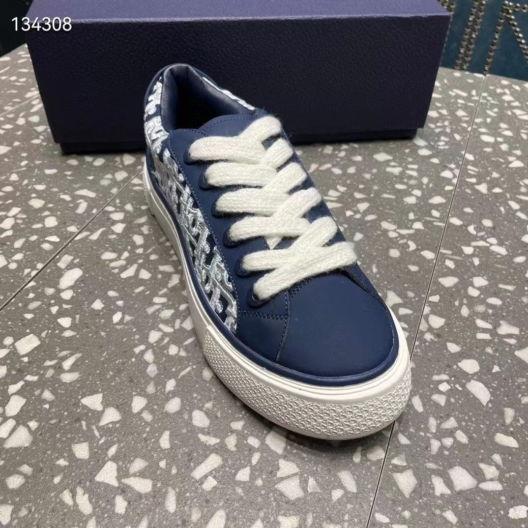 Dior Unisex CD B33 Sneaker Navy Blue Smooth Calfskin Cream Oblique Raised Embroidery