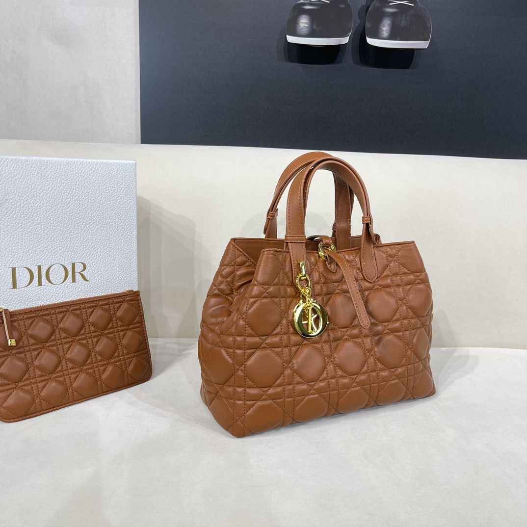 Dior Women CD Large Dior Toujours Bag Medium Tan Macrocannage Calfskin