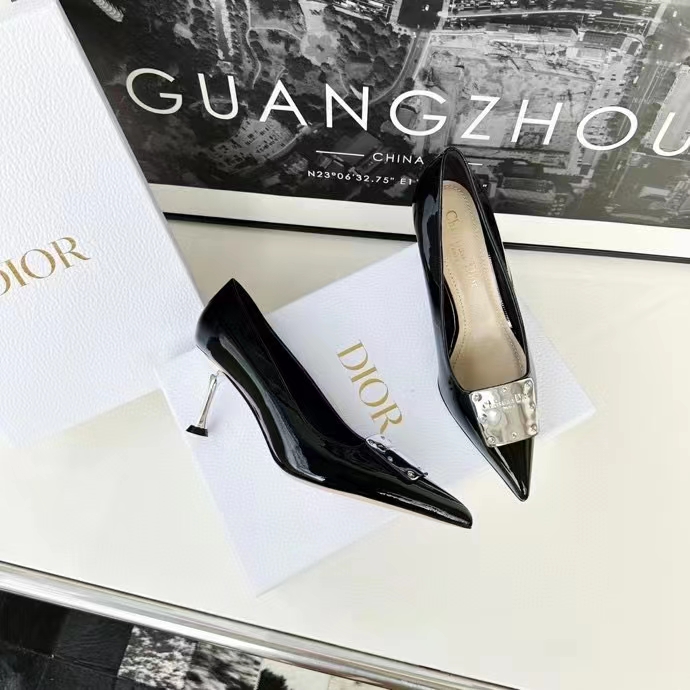 Dior Women CD Shoes La Parisienne Dior Pump Black Patent Calfskin 8 CM Heel