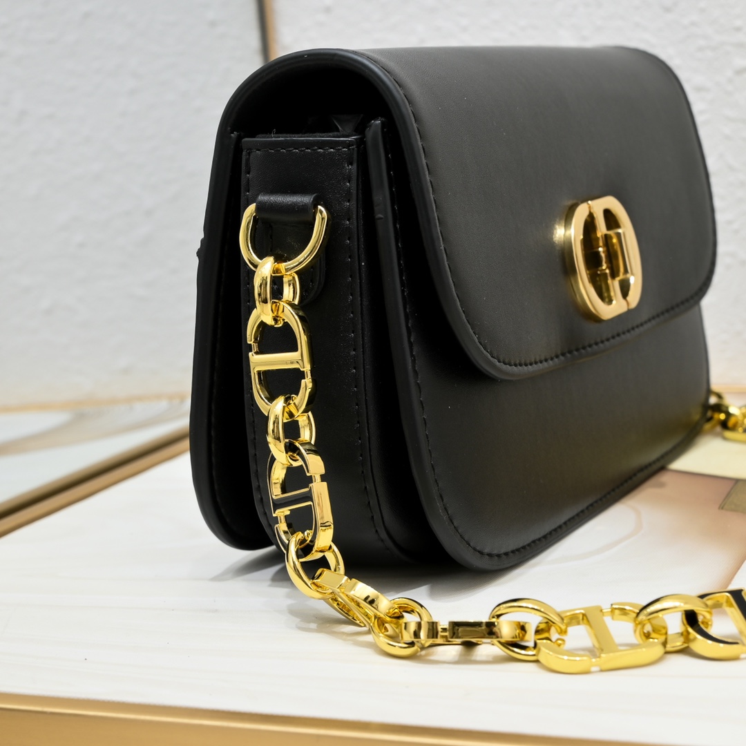 Dior Women CD Small 30 Montaigne Avenue Bag Black Box Calfskin