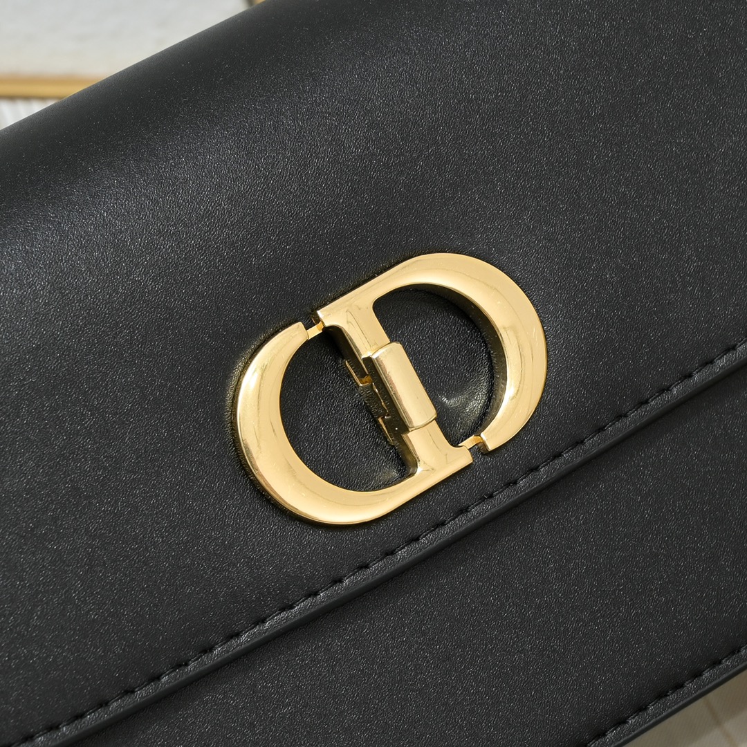Dior Women CD Small 30 Montaigne Avenue Bag Black Box Calfskin