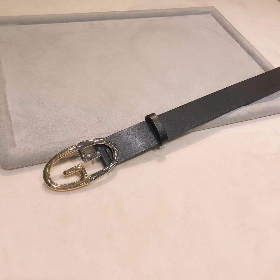 Gucci Unisex Belt Two-Toned Metal GG Buckle Black Leather 3.3 CM Width