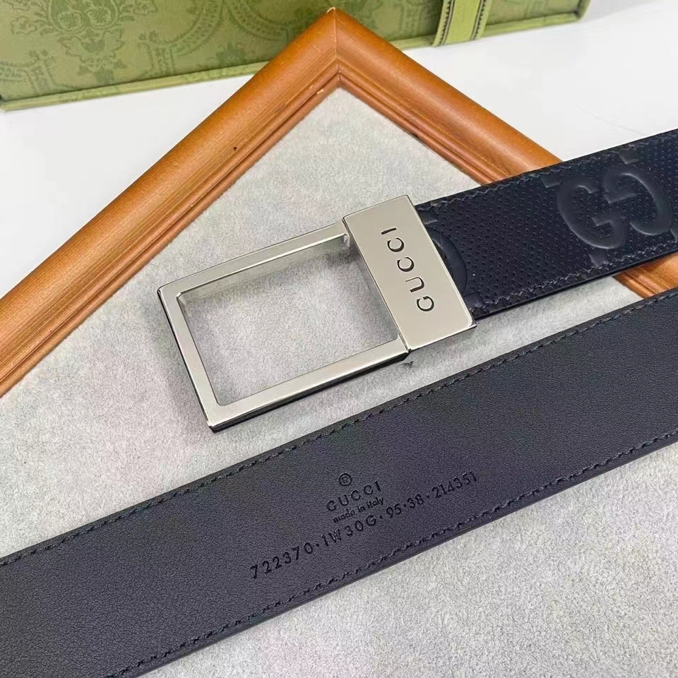 Gucci Unisex GG Belt Rectangular Buckle Black Leather 3.6 CM Width