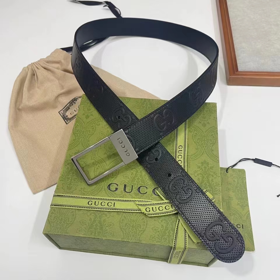 Gucci Unisex GG Belt Rectangular Buckle Black Leather 3.6 CM Width
