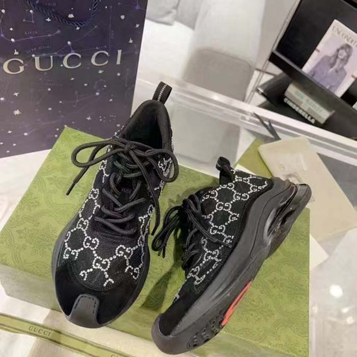 Gucci Unisex GG Gucci Run GG Crystal Mesh Sneaker Black Suede Mid 6 CM Heel