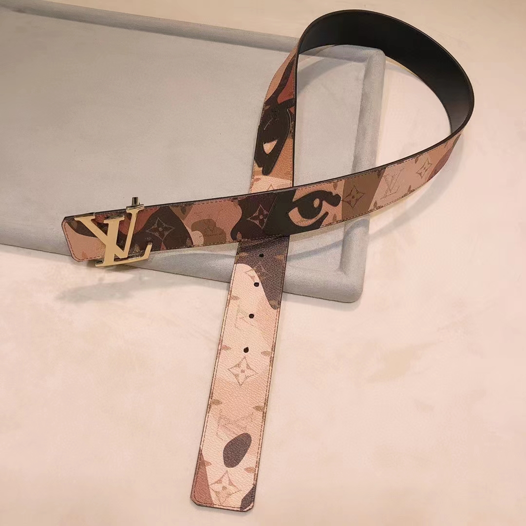 Louis Vuitton Unisex LV Initials 40 MM Reversible Belt Brown Leather Metal Buckle