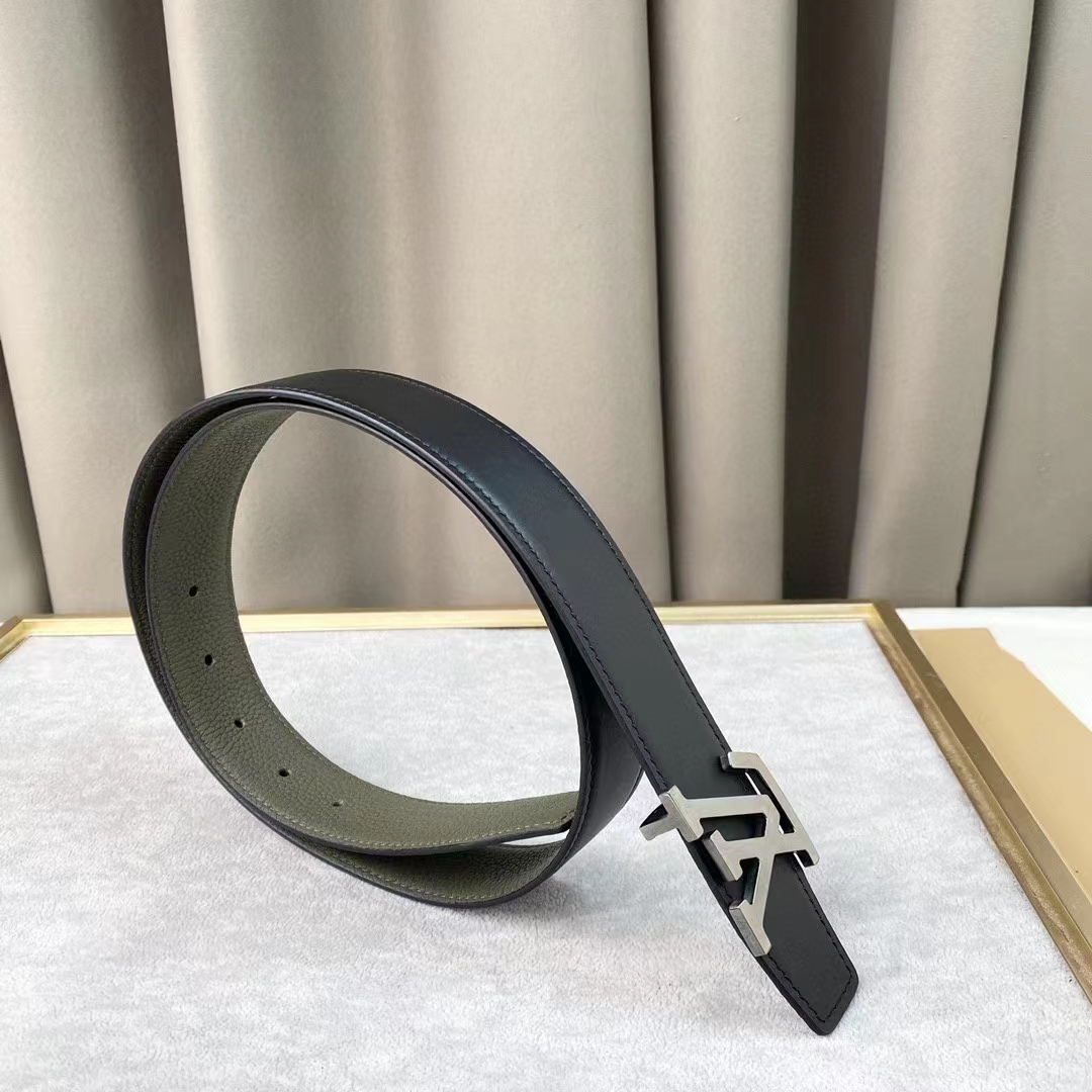 Louis Vuitton Unisex LV Rays 40 MM Reversible Belt Khaki Green Grained Calf Leather