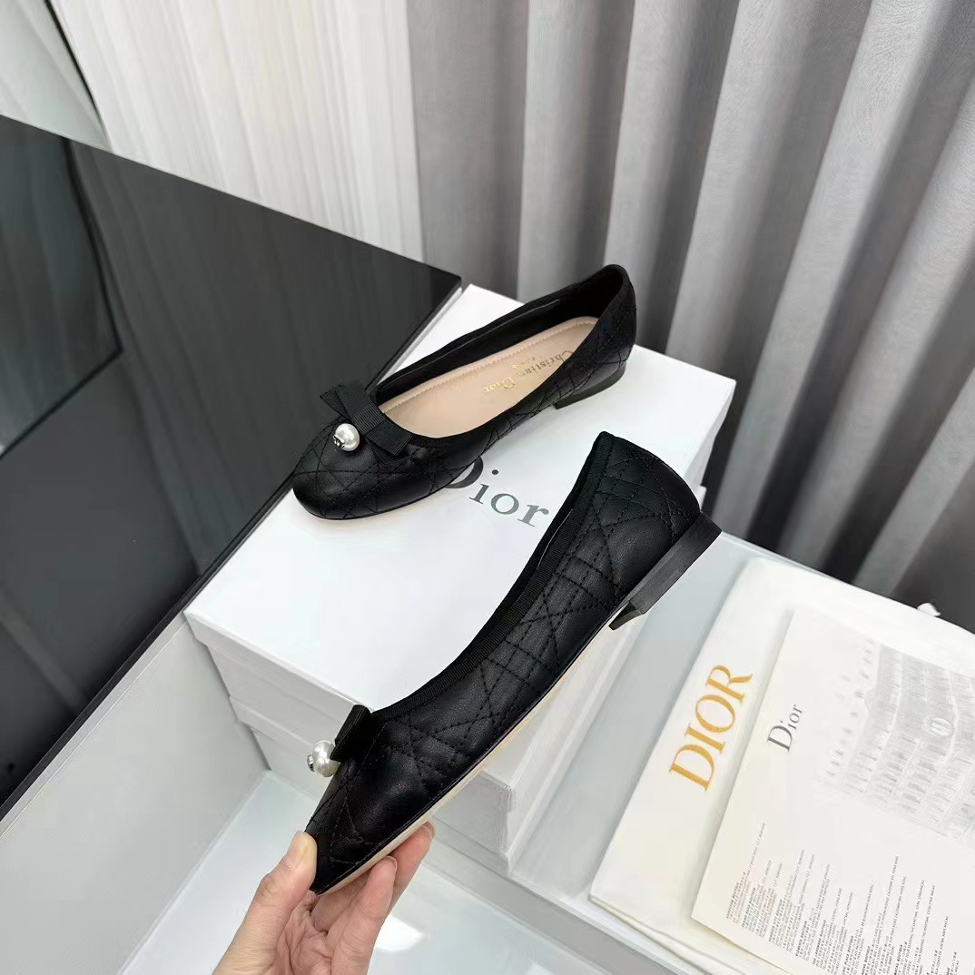 Dior Women CD Dior Ballet Flat Black Quilted Cannage Calfskin