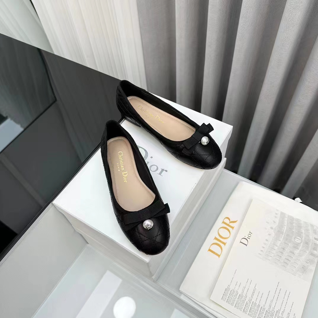Dior Women CD Dior Ballet Flat Black Quilted Cannage Calfskin