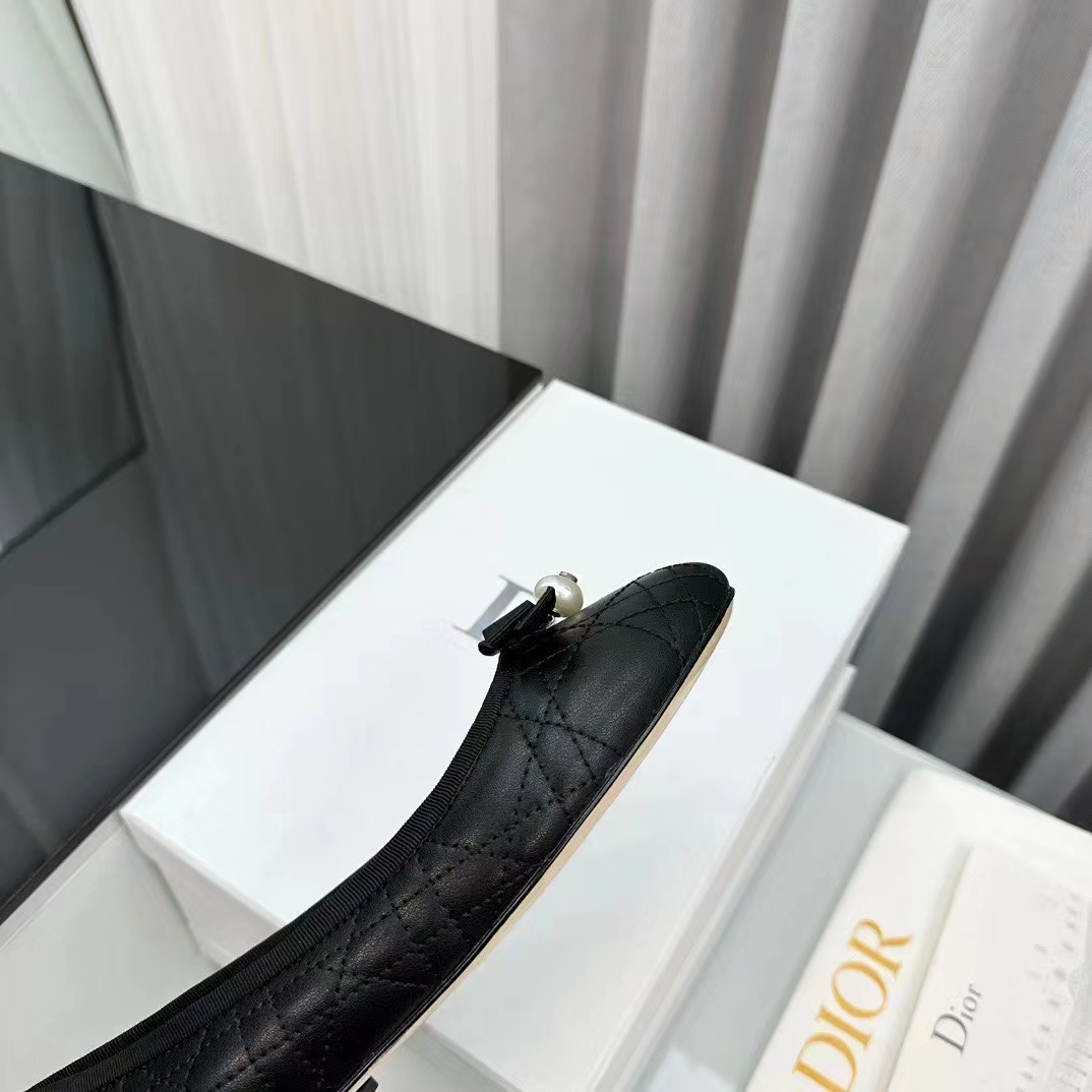 Dior Women CD Dior Ballet Flat Black Quilted Cannage Calfskin