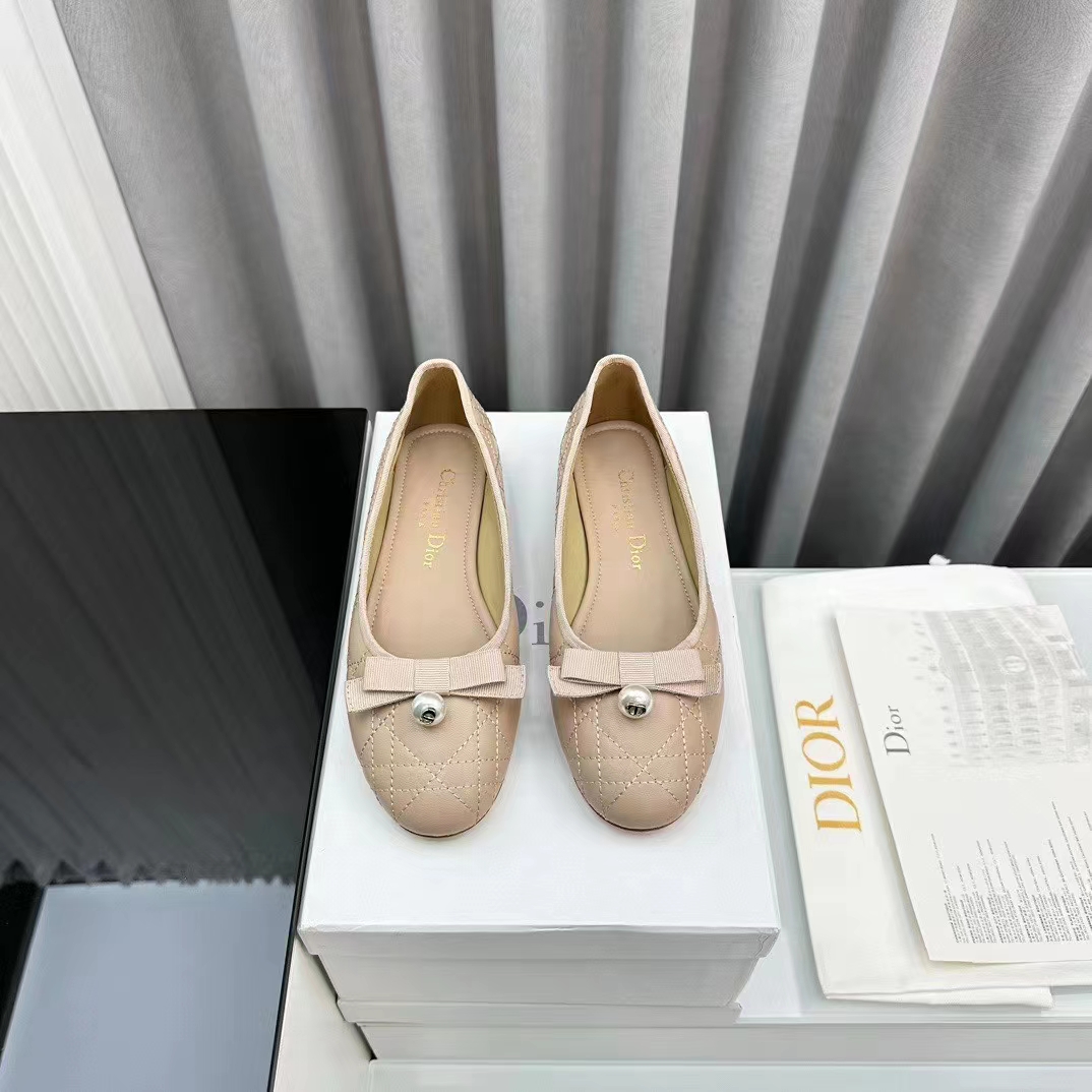 Dior Women CD Dior Ballet Flat Nude Quilted Cannage Calfskin