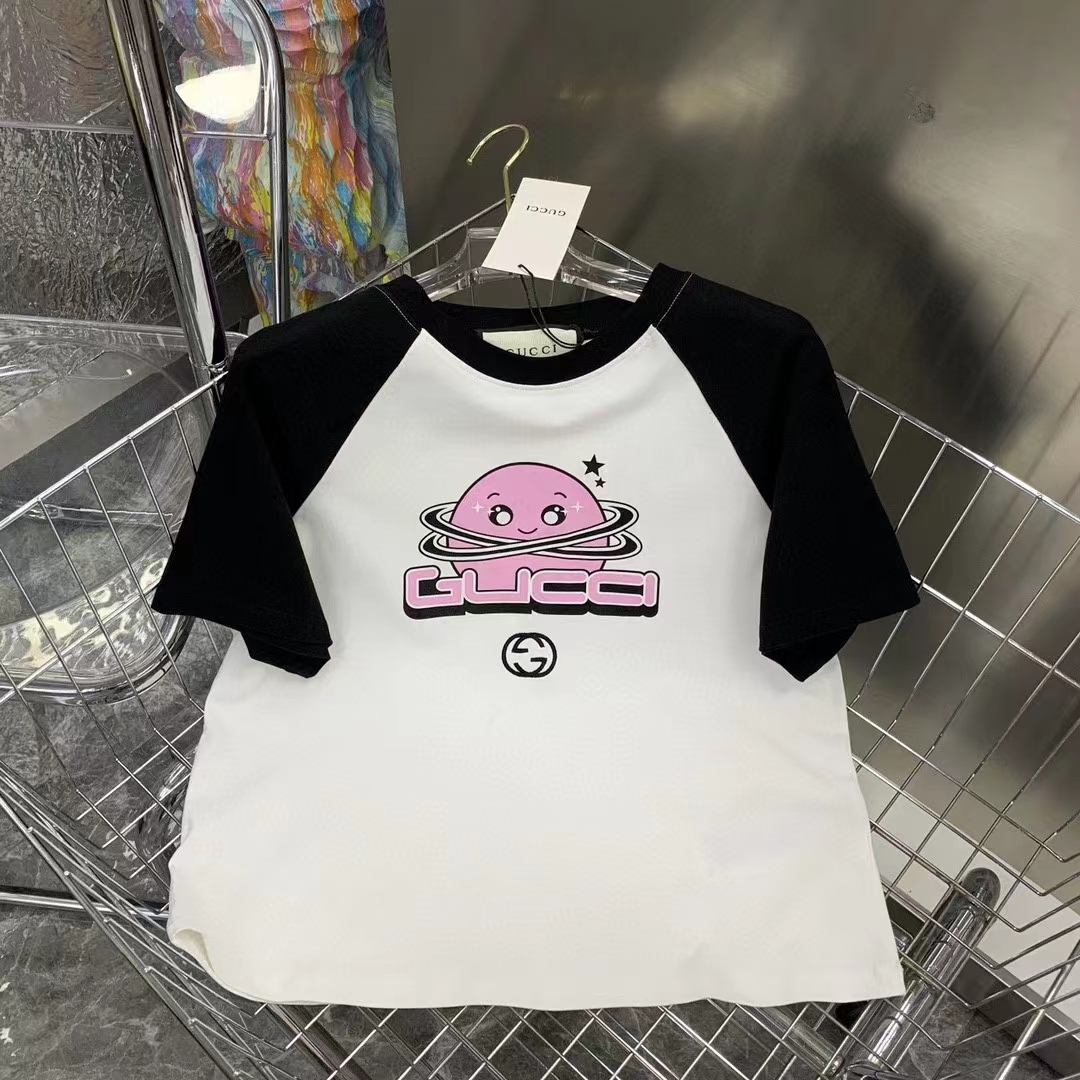 Gucci GG Women Cotton Jersey Short Sleeved T-Shirt Off White Black Gucci Planet Print Crewneck
