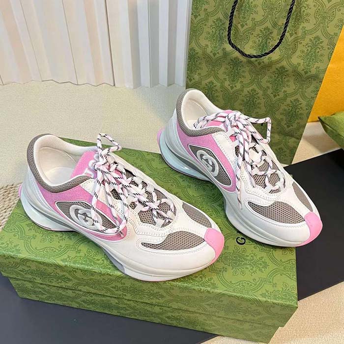 Gucci Unisex Run Sneaker Ivory Pink Suede Interlocking G Bi-Color Rubbe Low Heel