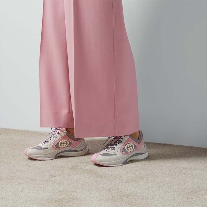 Gucci Unisex Run Sneaker Ivory Pink Suede Interlocking G Bi-Color Rubbe Low Heel