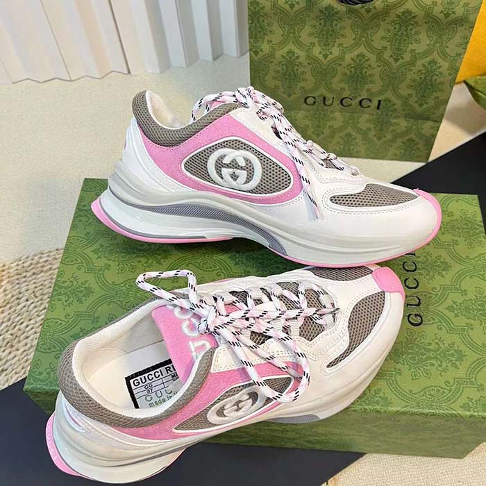 Gucci Unisex Run Sneaker Ivory Pink Suede Interlocking G Bi-Color Rubbe Low Heel