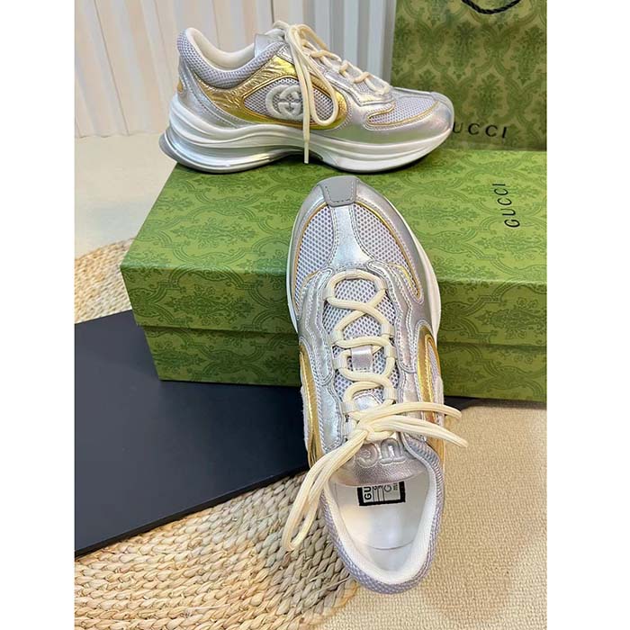 Gucci Unisex Run Sneaker Silver Metallic Leather Interlocking G Bi-Color Rubbe Low Heel