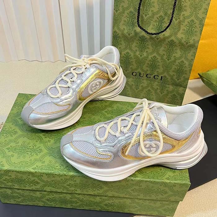 Gucci Unisex Run Sneaker Silver Metallic Leather Interlocking G Bi-Color Rubbe Low Heel