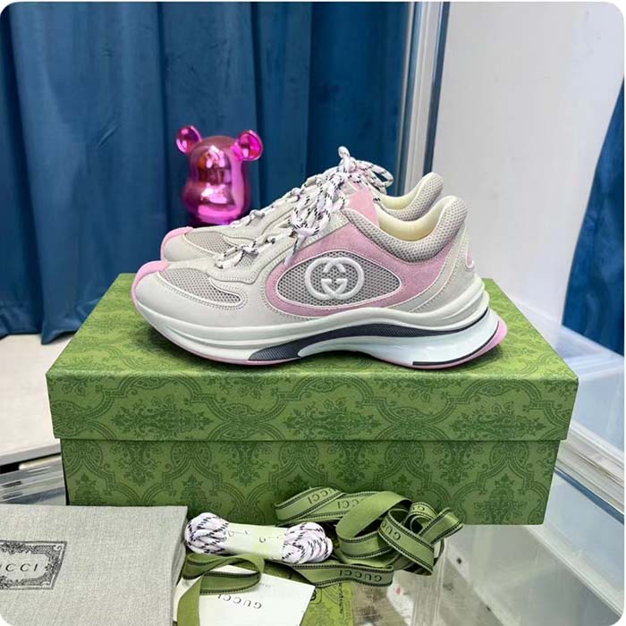 Gucci Women GG Run Sneaker Ivory Pink Suede Interlocking G Bi-Color Rubber Lace-Up Low-Heel