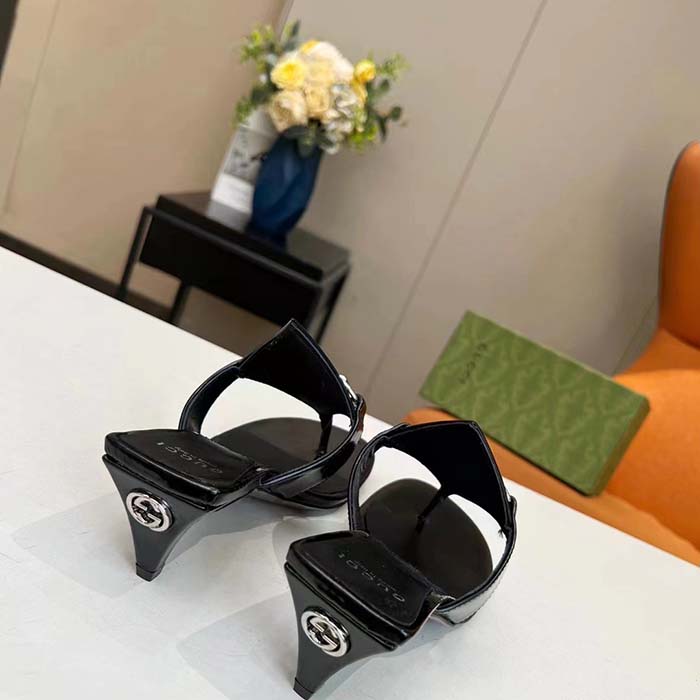 Gucci Women GG Thong Sandal Horsebit Black Leather Interlocking G Mid-Heel