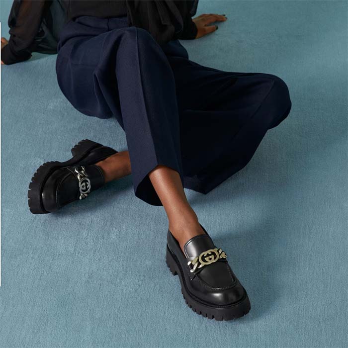 Gucci Women Lug Sole Loafer Black Leather Interlocking G Chain Rubber Flat
