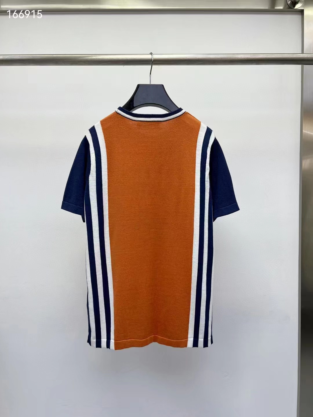 Louis Vuitton LV Men Short-Sleeved Cotton T-Shirt Orange Regular Fit Vuitton Jacquard Signature