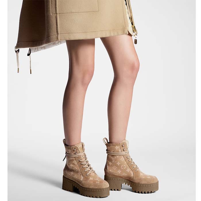 Louis Vuitton LV Women Laureate Platform Desert Boot Beige Monogram Wool Leather Laces Treaded Rubber