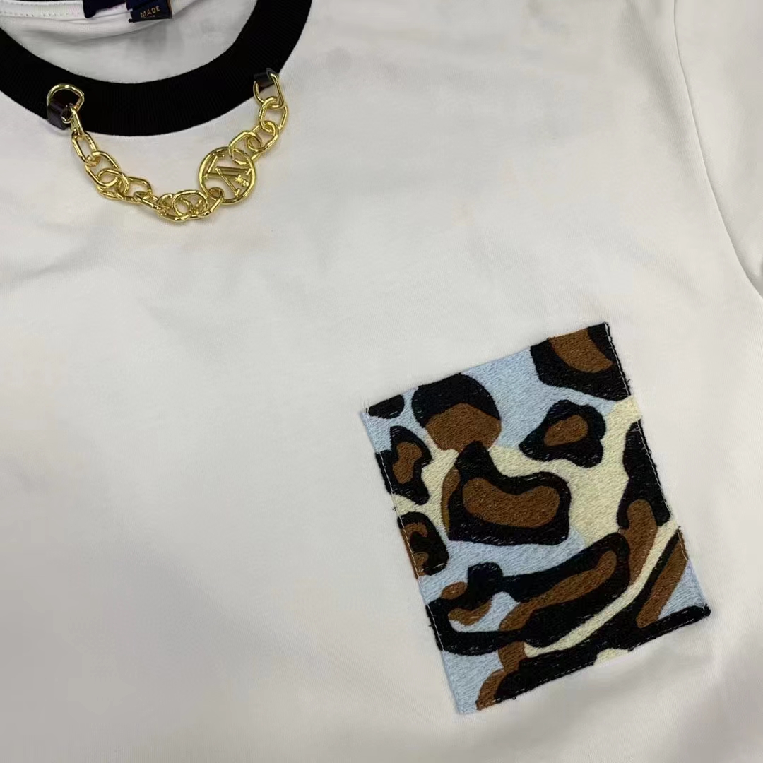 Louis Vuitton Men Animal Sequin T-Shirt Cotton White LV Golden Chain