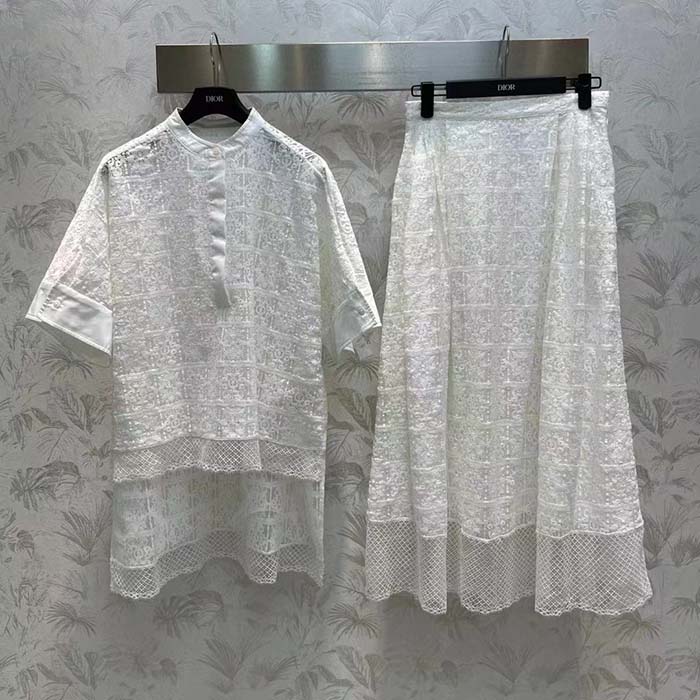 Dior Women CD Blouse Ecru Technical Cotton Lace Front Button Closure Mother-Of-Pearl Buttons