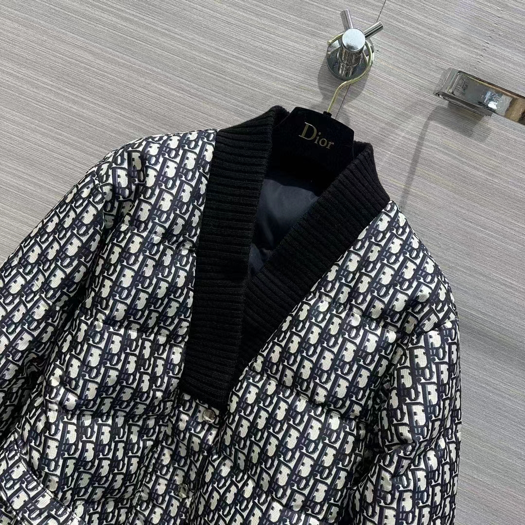 Dior Men CD DiorAlps Reversible Belted Jacket Blue Quilted Technical Taffeta Jacquard Dior Oblique Motif