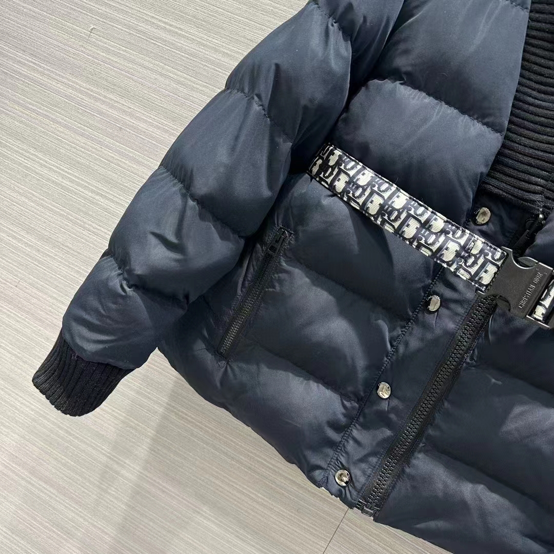 Dior Men CD DiorAlps Reversible Belted Jacket Blue Quilted Technical Taffeta Jacquard Dior Oblique Motif