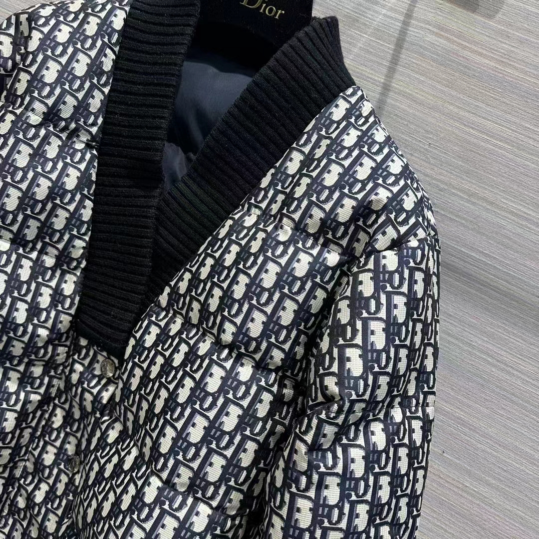 Dior Men CD DiorAlps Reversible Belted Jacket Blue Quilted Technical Taffeta Jacquard Dior Oblique Motif