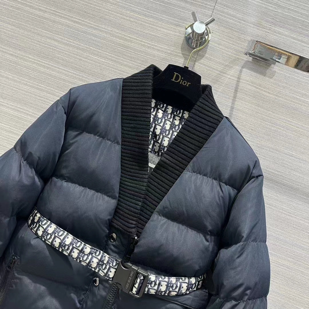 Dior Men CD DiorAlps Reversible Belted Jacket Blue Quilted Technical Taffeta Jacquard Dior Oblique Motif