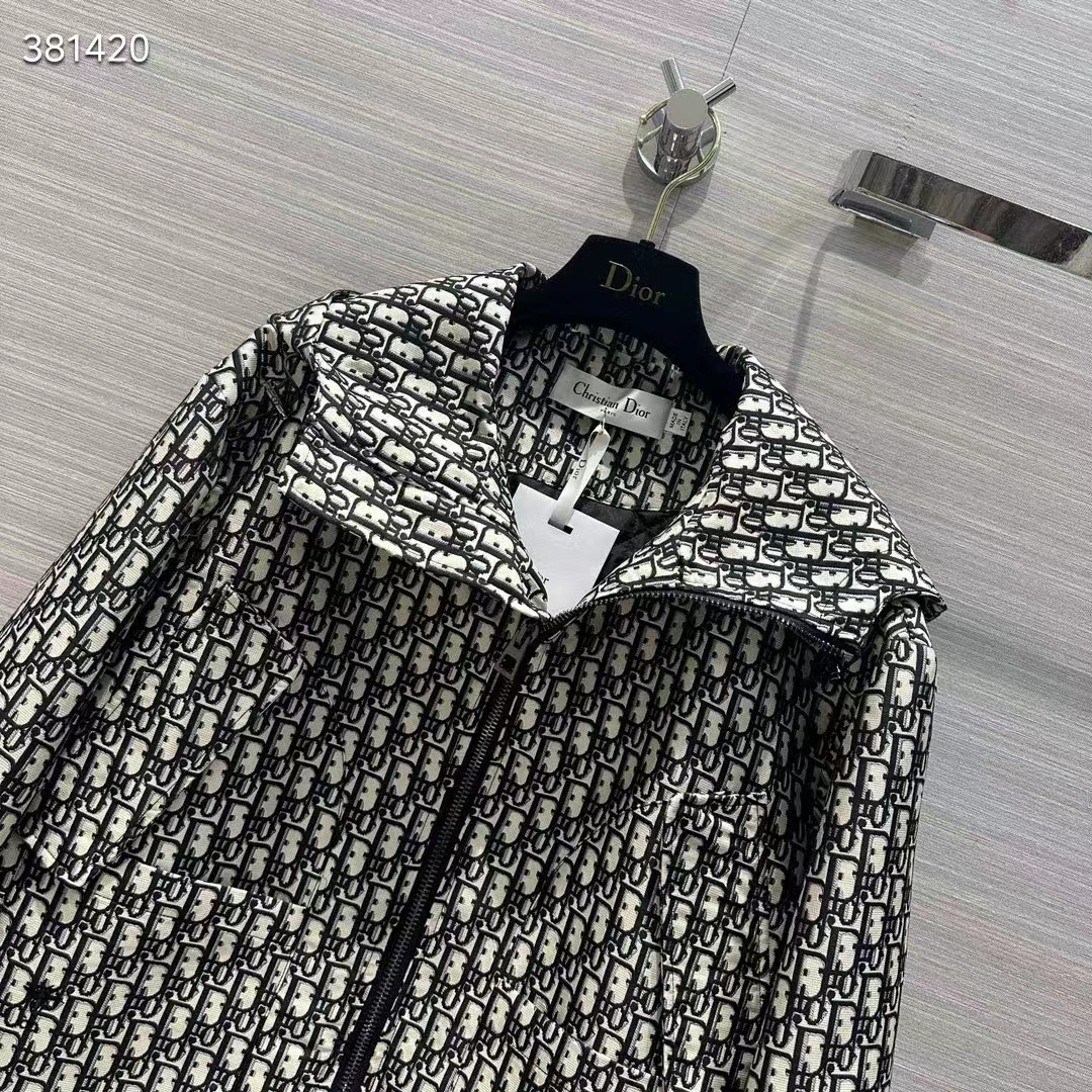 Dior Men CD Waterproof Hooded Jacket Blue Technical Taffeta Jacquard Dior Oblique Motif