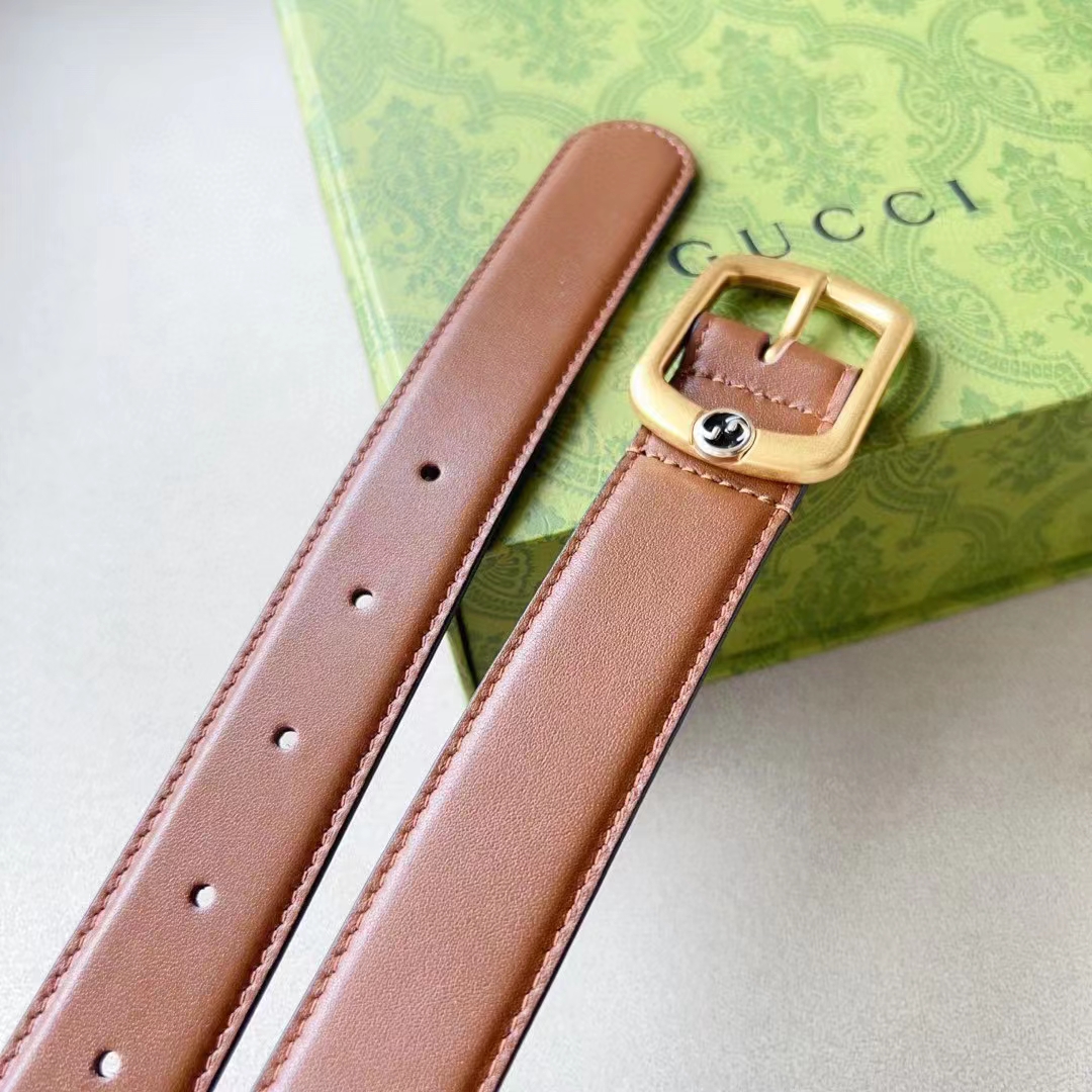 Gucci Unisex GG Belt Rectangular Buckle Cuir Leather Antique Brass Hardware 3 CM Width