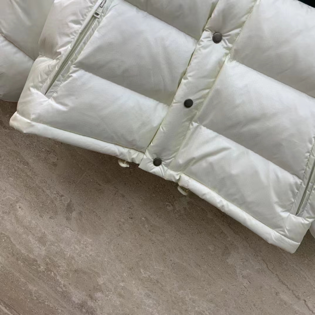 Gucci Men GG Padded Nylon Bomber Jacket Web White Goose Down Detachable Sleeves High Neck