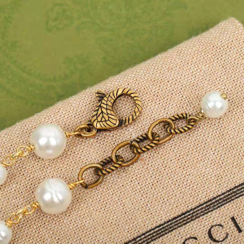 Gucci Women Interlocking G Flower Pearl Bracelet