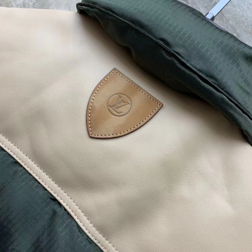 Louis Vuitton LV Men Leather Accent Sleeveless Puffer Jacket Khaki Beige Regular Fit