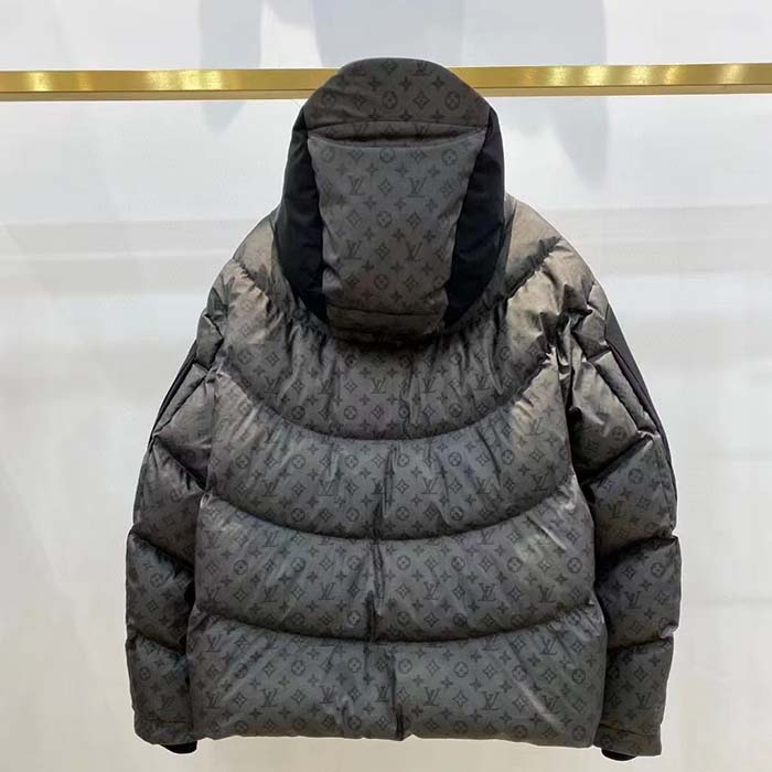 Louis Vuitton Women LV 2054 Heat Reactive Puffer Polyester Anthracite Regular Fit