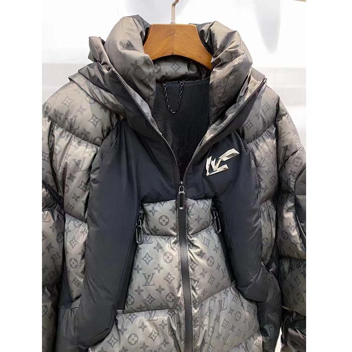 Louis Vuitton Women LV 2054 Heat Reactive Puffer Polyester Anthracite Regular Fit