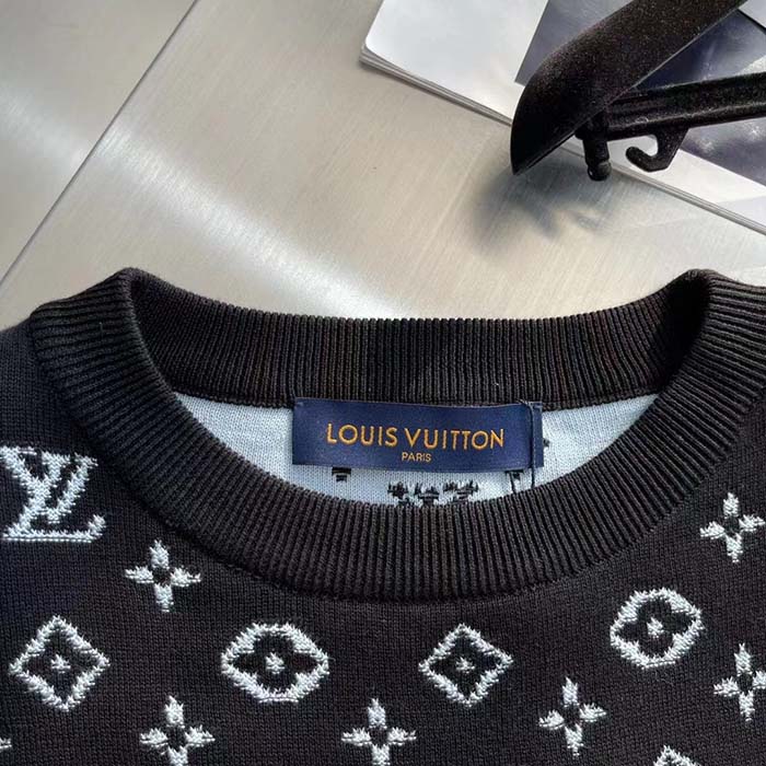 Louis Vuitton Men LV Lvse Monogram Degrade Crewneck Cotton Black White Slightly Loose Fit