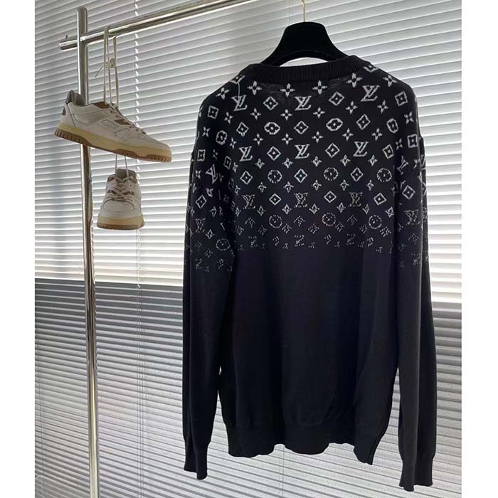 Louis Vuitton Men LV Lvse Monogram Degrade Crewneck Cotton Black White Slightly Loose Fit