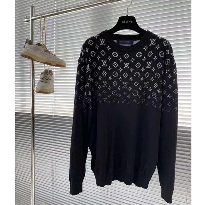 Louis Vuitton Men LV Lvse Monogram Degrade Crewneck Cotton Black White Slightly Loose Fit